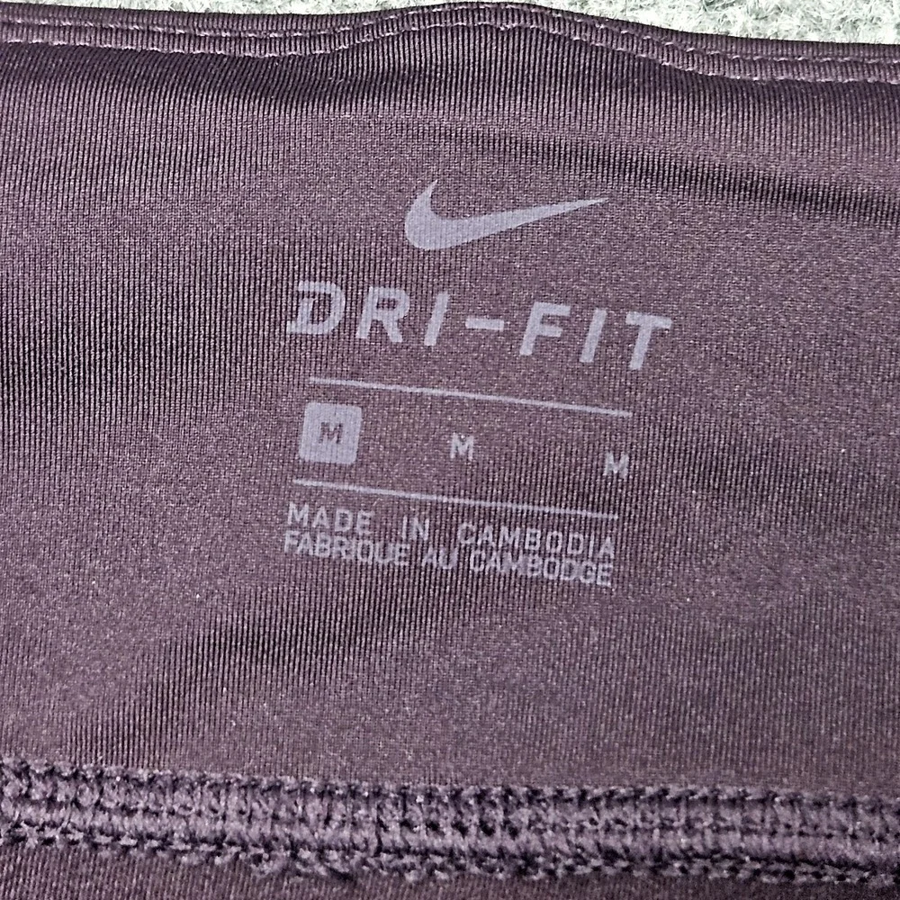 Nike Dri-FIT Leggings‎ Womens Medium Purple Cropped Running Capri Athletic Pants